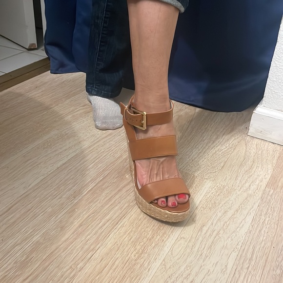 Michael Kors wedges - Picture 3 of 15
